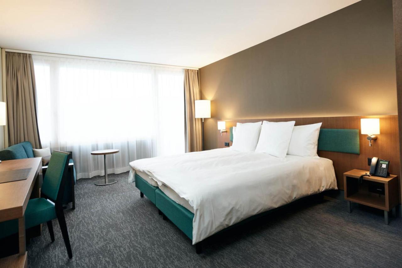 Belvedere Strandhotel Spiez Bagian luar foto