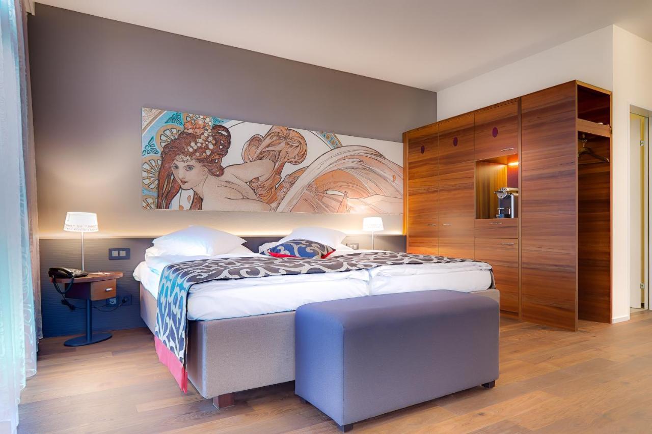 Belvedere Strandhotel Spiez Bagian luar foto